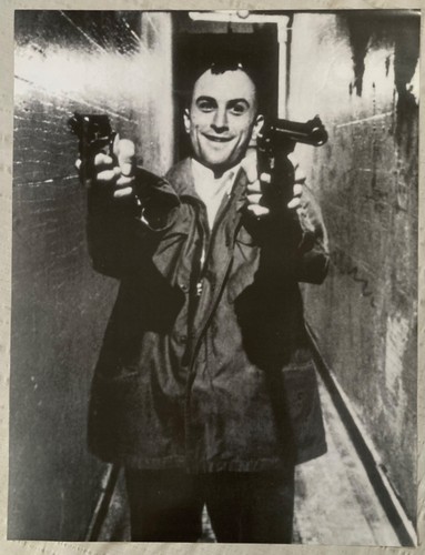 Taxi driver travis bickle - taxi,